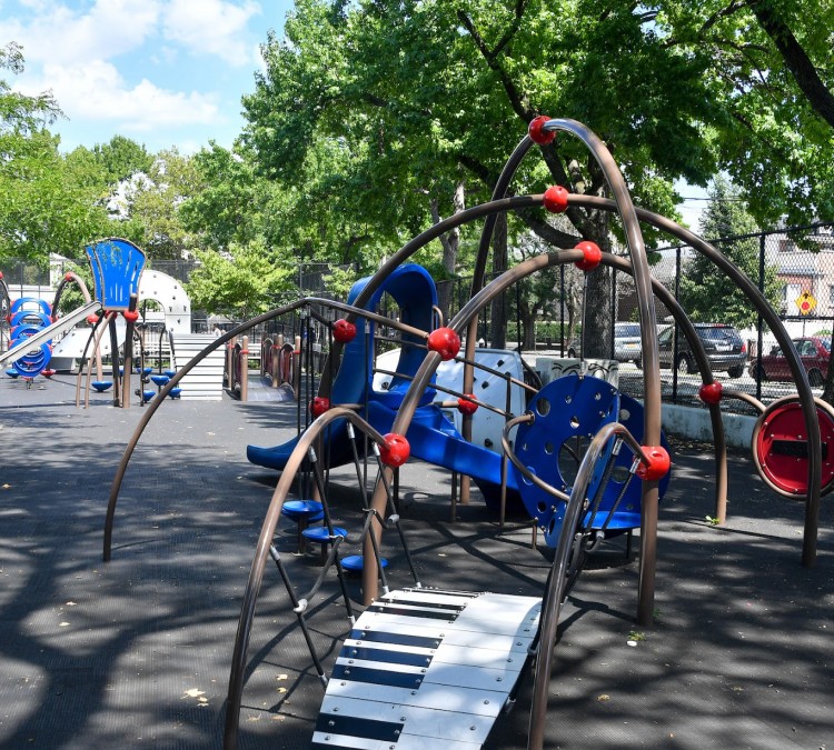 paul-raimonda-playground-photo